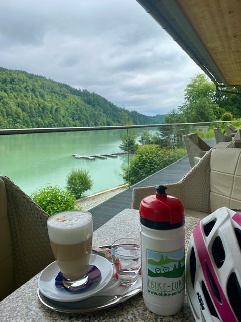 Coffee stop on Drau