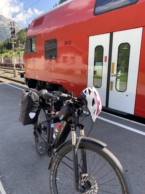 Tauern Schleuse Train Smile